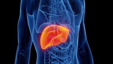 كيف يؤثر العمل الليلي والأكل غير المنتظم على صحة الكبد؟ 3 العمل الليلي