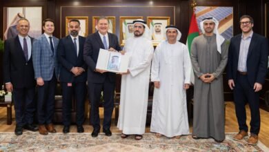 "ديوا" تبحث تعزيز التعاون مع "فيرست بابليك هيدروجين" و"معهد EPRI الأمريكي"