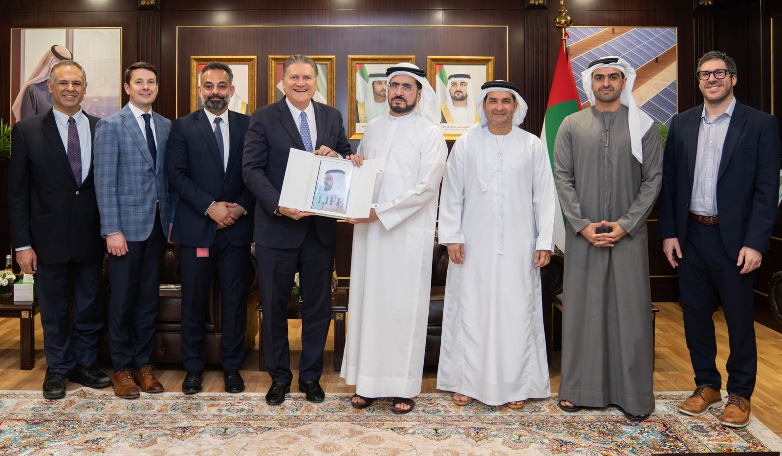 "ديوا" تبحث تعزيز التعاون مع "فيرست بابليك هيدروجين" و"معهد EPRI الأمريكي" 1 "ديوا" تبحث تعزيز التعاون مع "فيرست بابليك هيدروجين" و"معهد EPRI الأمريكي"