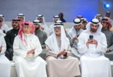 خلال لقائه شباب الكويت والإمارات في متحف زايد الوطني.. نهيان بن مبارك: نعتز بما وهب الله للبلدين من قادة عظماء