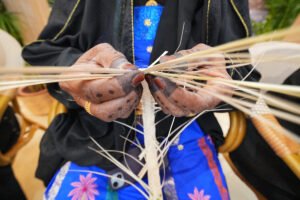 مهرجان العين التراثي يحتفي بالفنون التقليدية الإماراتية 6 مهرجان العين التراثي يحتفي بالفنون التقليدية الإماراتية