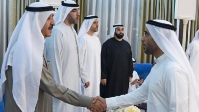 حاكم أم القيوين يستقبل المهنئين بحلول شهر رمضان