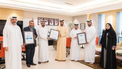 بلدية عجمان تنال العضوية البلاتينية وختم الثقة من الاتحاد العالمي للأعمال