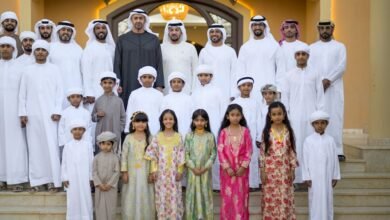 رئيس الدولة يزور الشاعر سيف سالم المنصوري في منزله