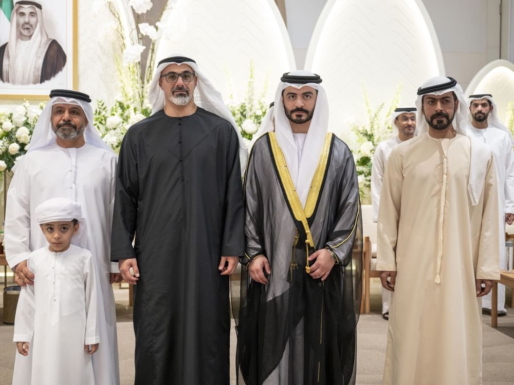 خالد بن محمد بن زايد يحضر حفل استقبال بمناسبة زفاف محمد أحمد علي الهاشمي 1 خالد بن محمد بن زايد يحضر حفل استقبال بمناسبة زفاف محمد أحمد علي الهاشمي