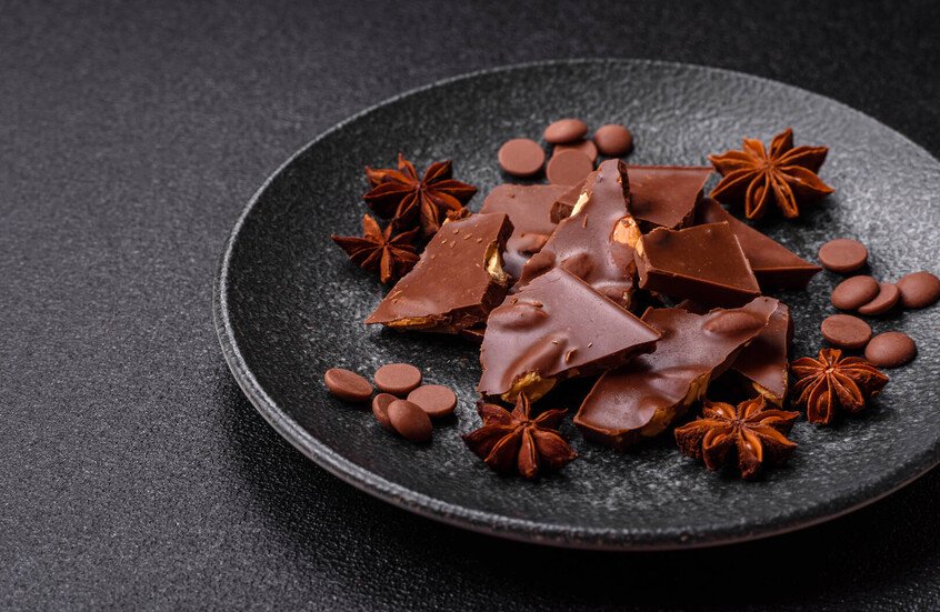 فوائد صحية كبيرة للشوكولاتة الداكنة.. تعرف عليها 1 فوائد صحية
