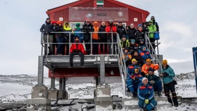 "الوطني للأرصاد" يختتم بعثته العلمية الثانية في "أنتاركتيكا" بتأسيس أول مختبرات إماراتية