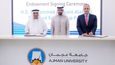 جامعة عجمان تعزز الصندوقين الوقفيَين للمنح الدراسية محمد حسين الشعالي وفتحي عفانة