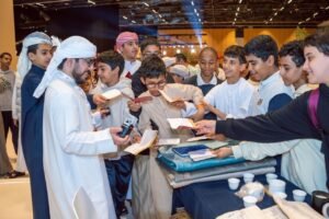 «مهرجان أبوظبي للشعر».. شعر وفنون شعبية وخراريف 3 «مهرجان أبوظبي للشعر».. شعر وفنون شعبية وخراريف