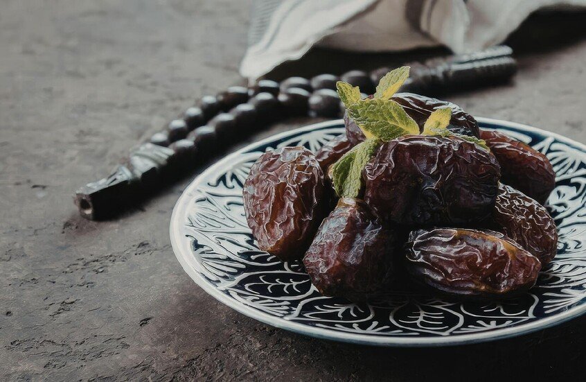 ماذا يفعل التمر بجسم الصائم خلال شهر رمضان؟ 1 التمر
