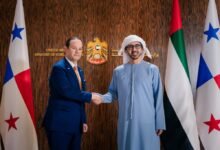 عبدالله بن زايد يستقبل وزير العلاقات الخارجية في بنما ويوقعان مذكرة تفاهم بين البلدين