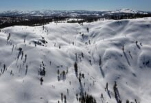 فقدان 10 متزلجين جراء انهيار جليدي في كاليفورنيا