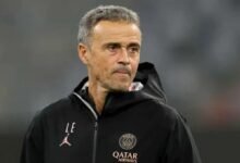 عملاق إنجلشيزي يستهدف لويس إنريكي