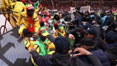 السنغال تضع خيارين أمام المغرب لحل أزمة حبس المشجعين