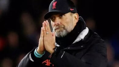 بيريز يستقر على بديل كلوب في ريال مدريد