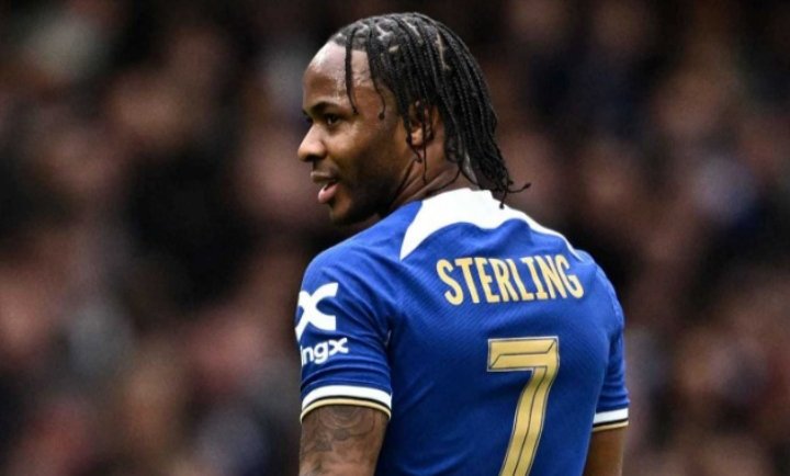 سترلينج يشد الرحال إلى الدوري الهولندي 1 سترلينج يشد الرحال إلى الدوري الهولندي