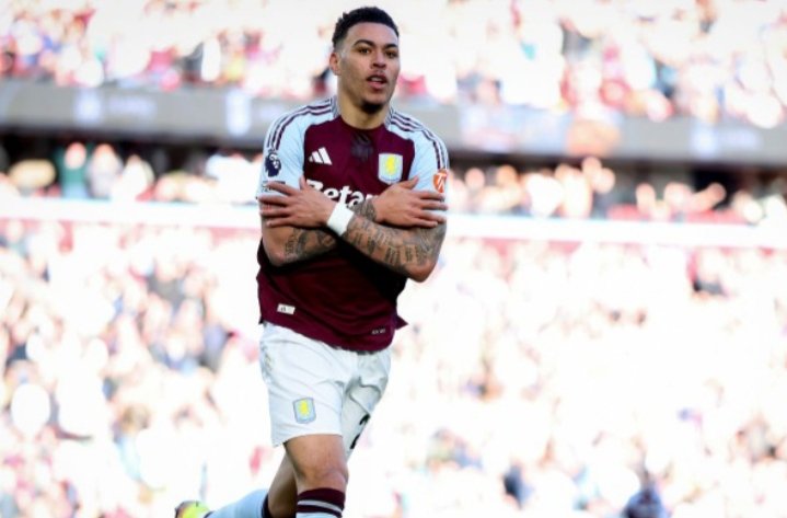 نجم أستون فيلا يقتحم أجندة باريس وليفربول 1 نجم أستون فيلا يقتحم أجندة باريس وليفربول