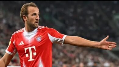 اتصالات أولية لنقل هاري كين إلى برشلونة