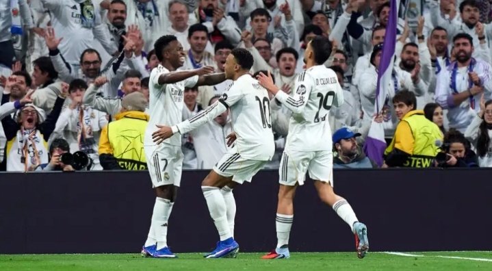 ضربة مؤلمة.. نجم ريال مدريد يغيب 7 أسابيع 1 ضربة مؤلمة.. نجم ريال مدريد يغيب 7 أسابيع