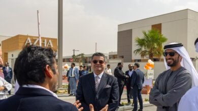 عبدالعزيز بن حميد النعيمي وراشد بن حميد النعيمي يزوران مشروع مجتمع «أزهى» السكني في عجمان 2 عبدالعزيز بن حميد النعيمي