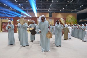 «مهرجان أبوظبي للشعر» يستهل فعالياته بندوات وجلسات حوارية متنوعة