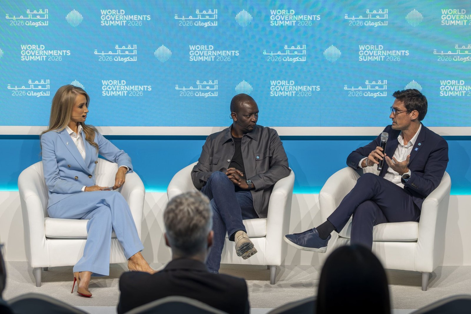 ضمن"قمة الحكومات"/ سياسيون وخبراء ورواد تكنولوجيا: الاقتصاد القادم اقتصاد العقول والابتكار العابر للحدود 1 ضمن"قمة الحكومات"/ سياسيون وخبراء ورواد تكنولوجيا: الاقتصاد القادم اقتصاد العقول والابتكار العابر للحدود