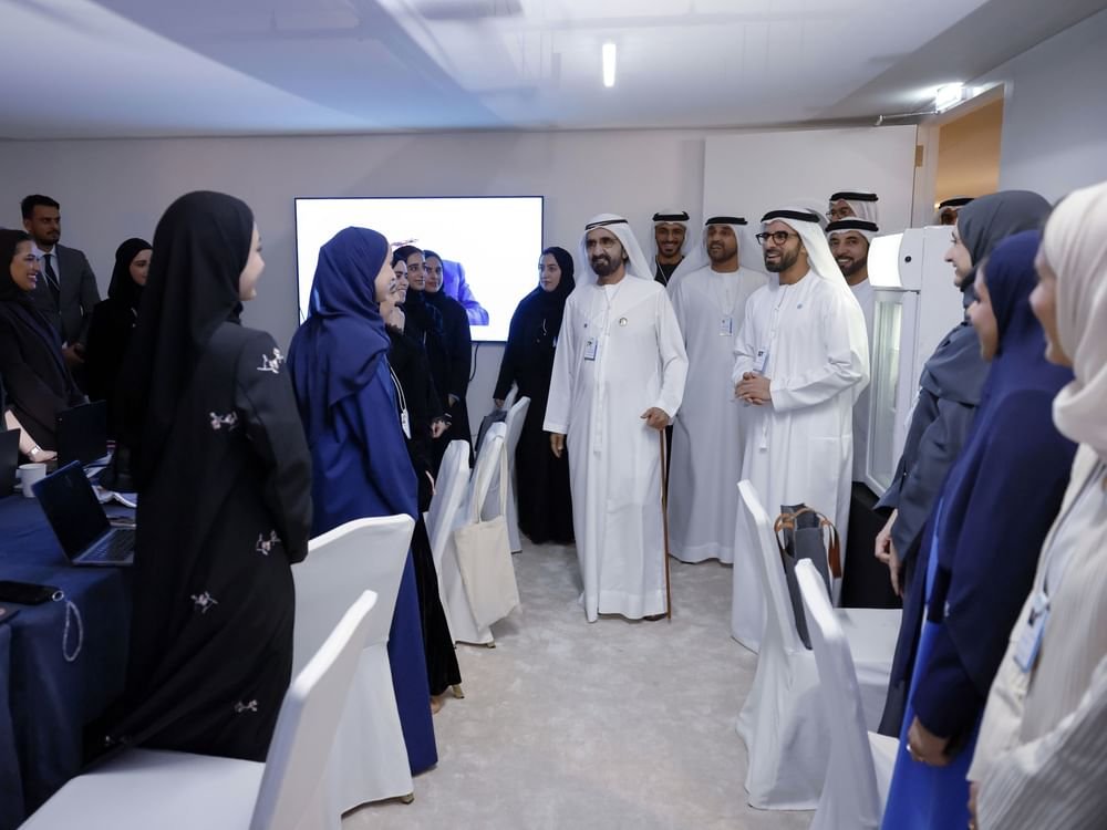 محمد بن راشد يتفقد المركز الإعلامي ومركز العمليات والأمن السيبراني للقمة العالمية للحكومات 1 محمد بن راشد يتفقد المركز الإعلامي ومركز العمليات والأمن السيبراني للقمة العالمية للحكومات