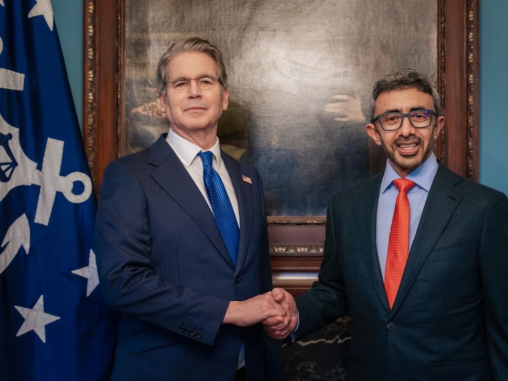 عبدالله بن زايد يلتقي وزير الخزانة الأمريكي في واشنطن 1 عبدالله بن زايد يلتقي وزير الخزانة الأمريكي في واشنطن