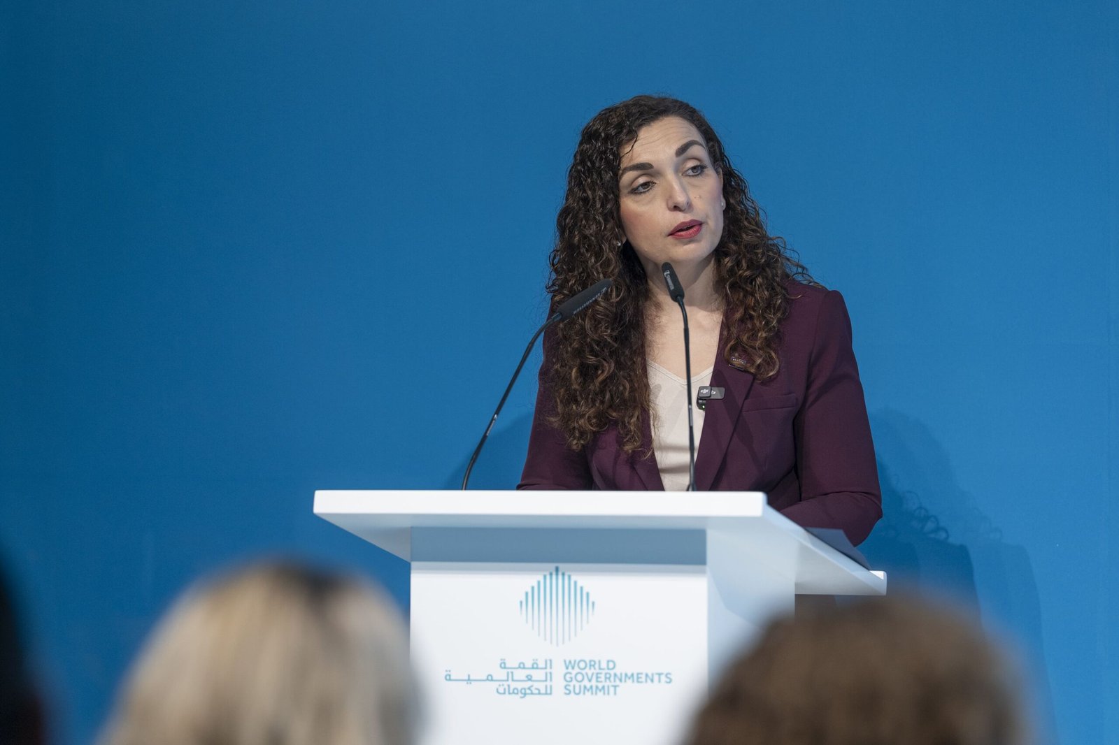 ضمن "قمة الحكومات"/ رئيسة كوسوفو: "اقتصادات الجيل القادم" تُبنى بالابتكار والحوكمة لا بحجم الدولة وموقعها الجغرافي 1 ضمن "قمة الحكومات"/ رئيسة كوسوفو: "اقتصادات الجيل القادم" تُبنى بالابتكار والحوكمة لا بحجم الدولة وموقعها الجغرافي