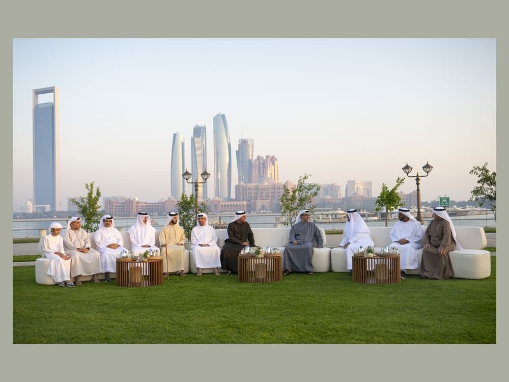 منصور بن زايد يشارك موظفي ديوان الرئاسة والسلك القضائي وقطاع التعليم مأدبة الإفطار الرمضانية 1 منصور بن زايد يشارك موظفي ديوان الرئاسة والسلك القضائي وقطاع التعليم مأدبة الإفطار الرمضانية