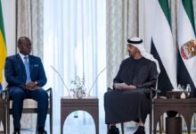 رئيس الدولة ورئيس الغابون يبحثان تعزيز علاقات التعاون بين البلدين