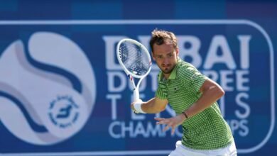 تأهل غريكسبور وروبليف وميدفيديف وأوجيه-ألياسيم إلى نصف نهائي "دبي للتنس"