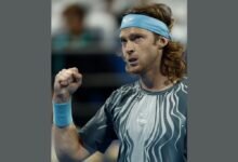 روبليف وميدفيديف وهومبيرت إلى دور الـ16 في "دبي للتنس"