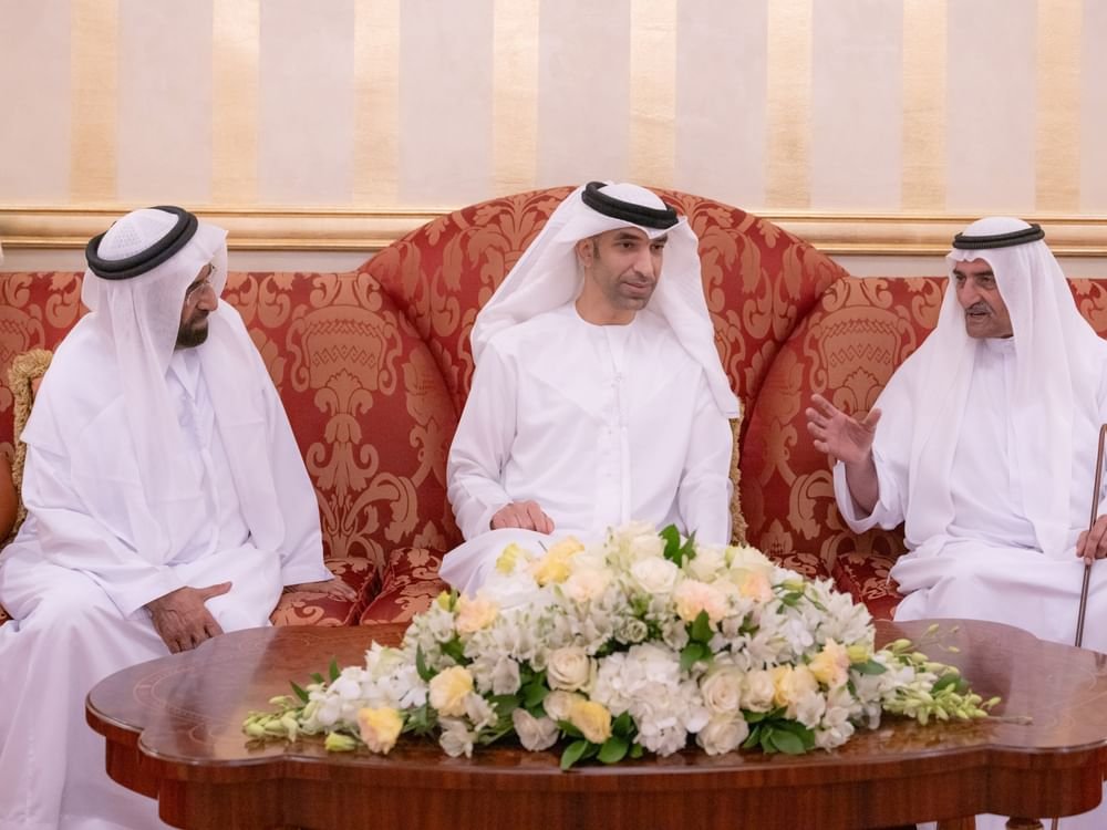 حمد الشرقي يستقبل المهنئين بشهر رمضان بحضور ولي عهد الفجيرة 1 حمد الشرقي يستقبل المهنئين بشهر رمضان بحضور ولي عهد الفجيرة