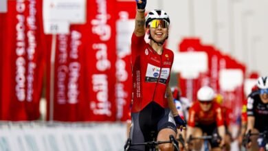 الهولندية "ويبس" تواصل تألقها في طواف الإمارات وتتوج بالمرحلة الثانية