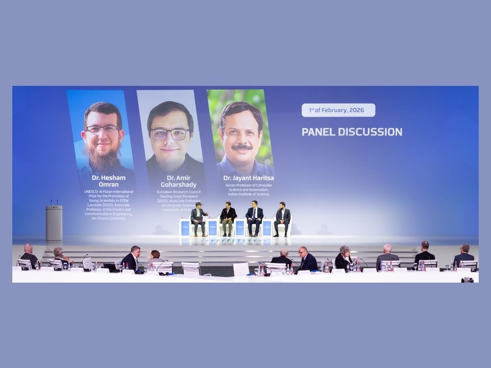 علماء حاصلون على نوبل: الذكاء الاصطناعي يسرّع الاكتشاف بحدود لا يمكن تجاوزها ولن يستبدل الإنسان 1 علماء حاصلون على نوبل: الذكاء الاصطناعي يسرّع الاكتشاف بحدود لا يمكن تجاوزها ولن يستبدل الإنسان