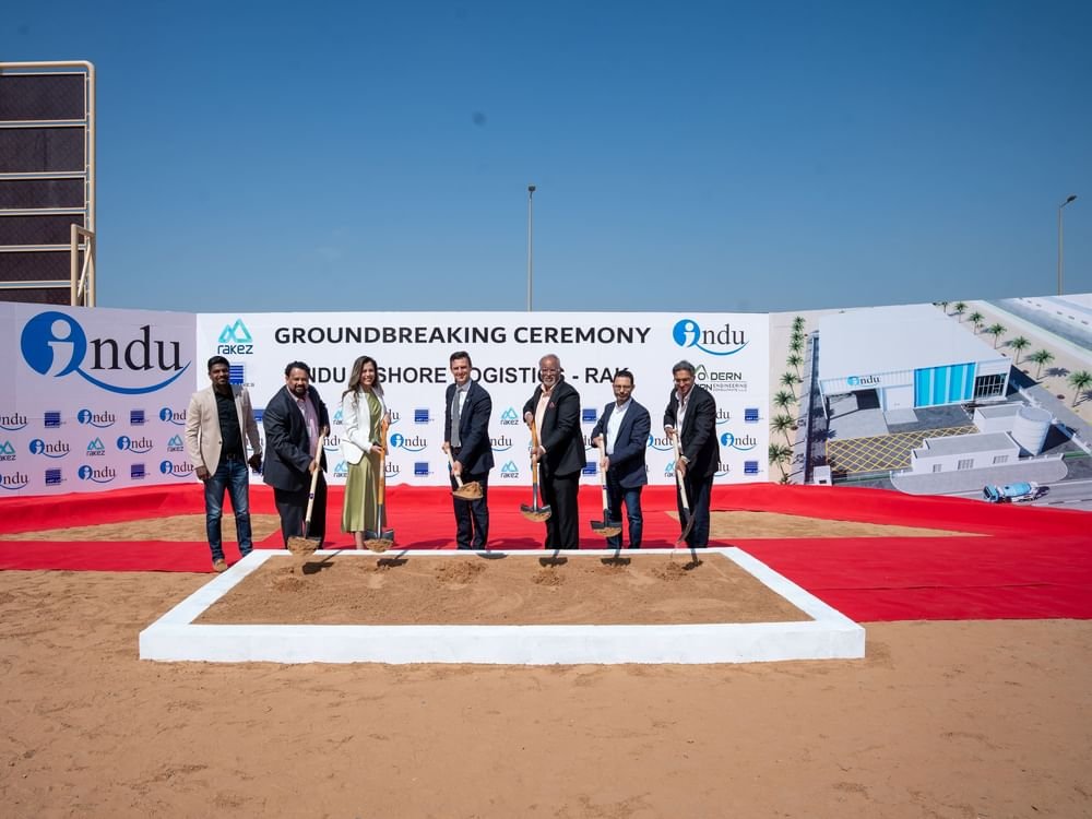 هيئة مناطق رأس الخيمة الاقتصادية تدشن مشروع منشأة تخزين جديدة في الحمرا الصناعية 1 هيئة مناطق رأس الخيمة الاقتصادية تدشن مشروع منشأة تخزين جديدة في الحمرا الصناعية