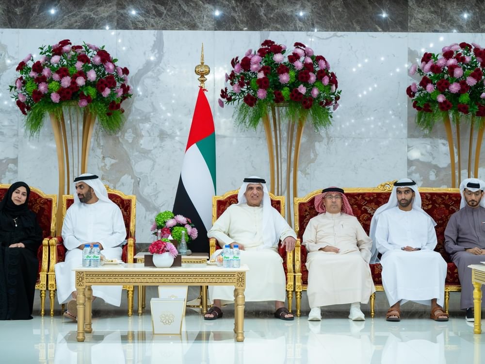 سعود بن صقر يواصل استقبال المهنئين بشهر رمضان المبارك 1 سعود بن صقر يواصل استقبال المهنئين بشهر رمضان المبارك