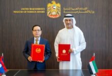 الهاجري يستقبل نائب وزير خارجية لاوس ويوقعان مذكرة تفاهم بين البلدين