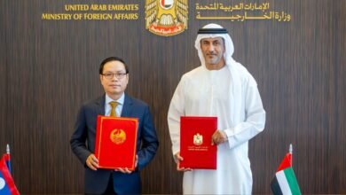 الهاجري يستقبل نائب وزير خارجية لاوس ويوقعان مذكرة تفاهم بين البلدين