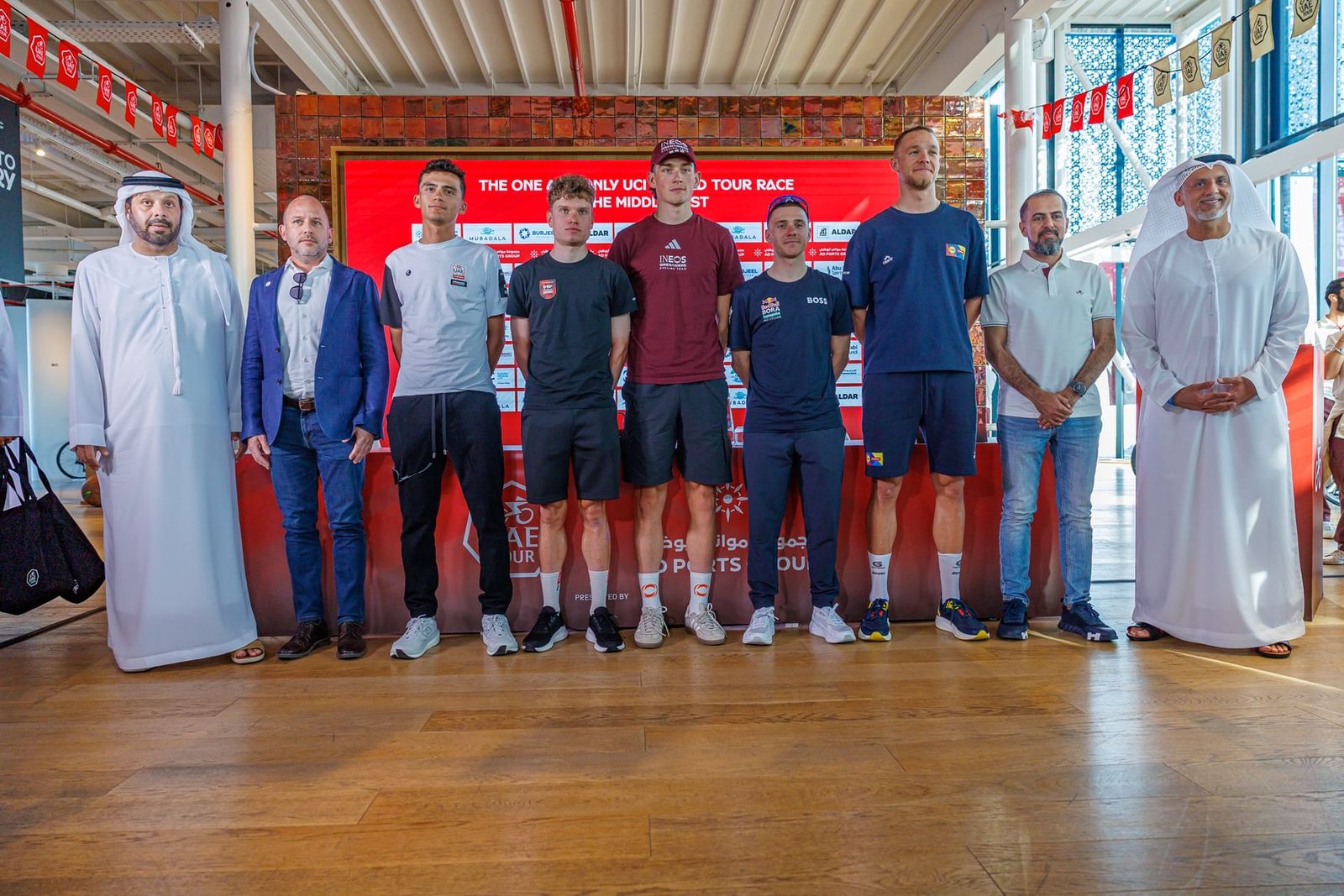 النسخة الثامنة لطواف الإمارات تنطلق غدا من مجلس مدينة زايد في منطقة الظفرة 1 النسخة الثامنة لطواف الإمارات تنطلق غدا من مجلس مدينة زايد في منطقة الظفرة