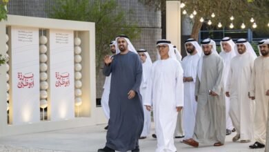 ذياب بن محمد بن زايد يشارك موظفي جهات حكومية الإفطار الرمضاني في «برزة أبوظبي» 2 ذياب بن محمد بن زايد يشارك موظفي جهات حكومية الإفطار الرمضاني في «برزة أبوظبي»