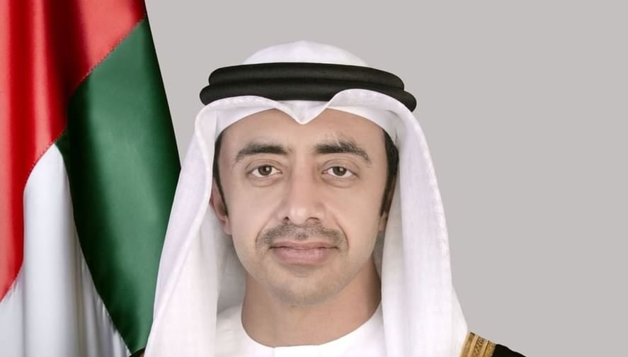 عبدالله بن زايد يبحث هاتفياً مع عدد من المسؤولين ووزراء الخارجية تداعيات الاعتداءات الصاروخية الإيرانية الإرهابية على الإمارات ودول شقيقة 1 عبدالله بن زايد يبحث هاتفياً مع عدد من المسؤولين ووزراء الخارجية تداعيات الاعتداءات الصاروخية الإيرانية الإرهابية على الإمارات ودول شقيقة