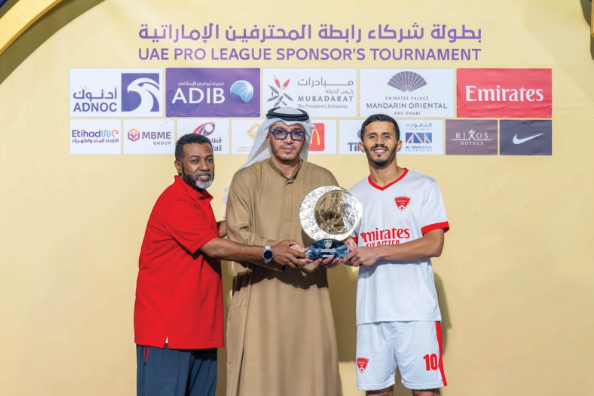 طيران الإمارات يتوج بلقب بطولة شركاء رابطة المحترفين 1 طيران الإمارات يتوج بلقب بطولة شركاء رابطة المحترفين