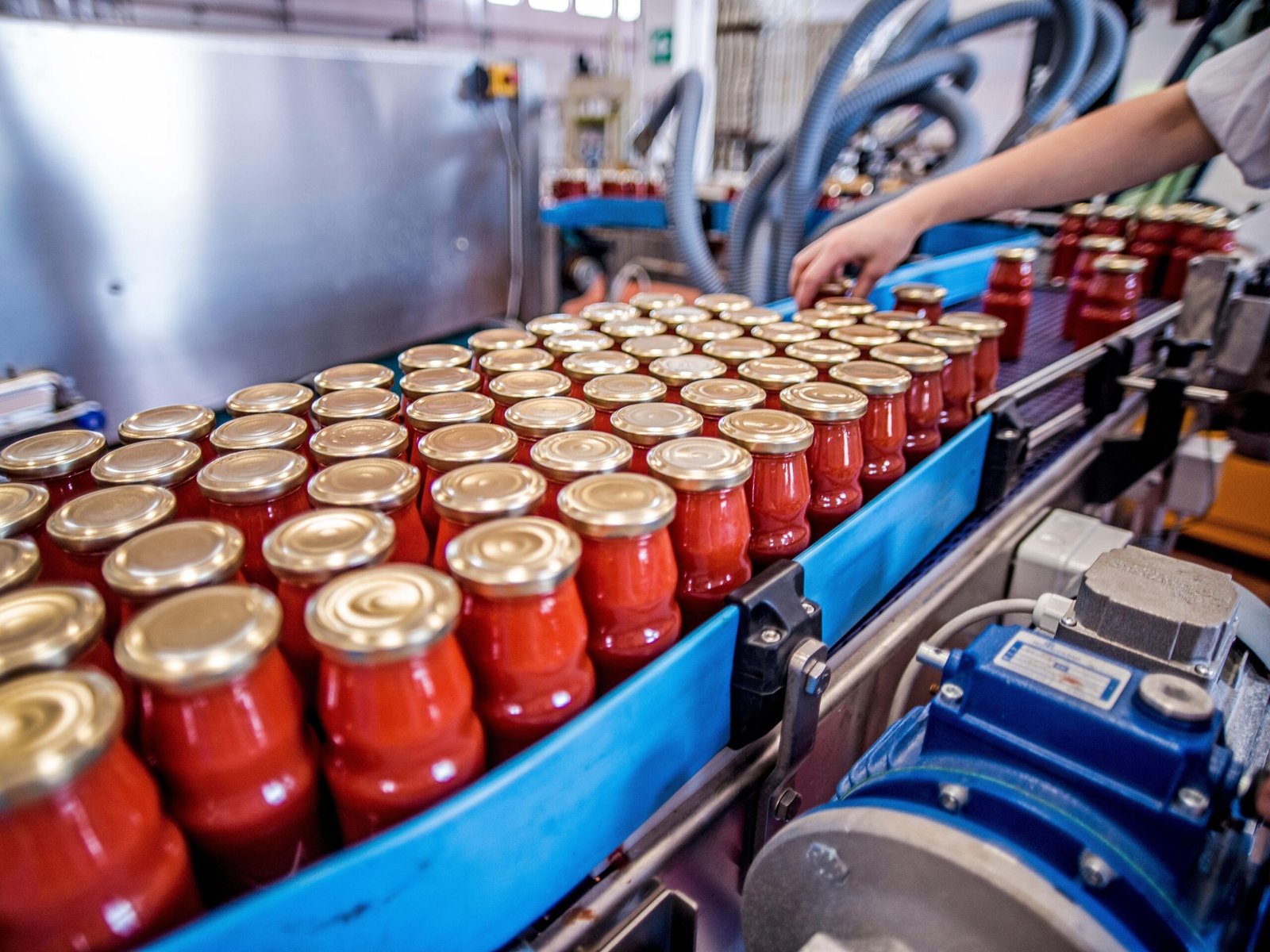 انخفاض الإنتاج الصناعي في إيطاليا بنسبة 0.6% خلال يناير 1 انخفاض الإنتاج الصناعي في إيطاليا بنسبة 0.6% خلال يناير