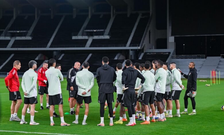 الأبيض يؤدي تدريبه الأول في استاد مدينة زايد الرياضية 2 الأبيض يؤدي تدريبه الأول في استاد مدينة زايد الرياضية
