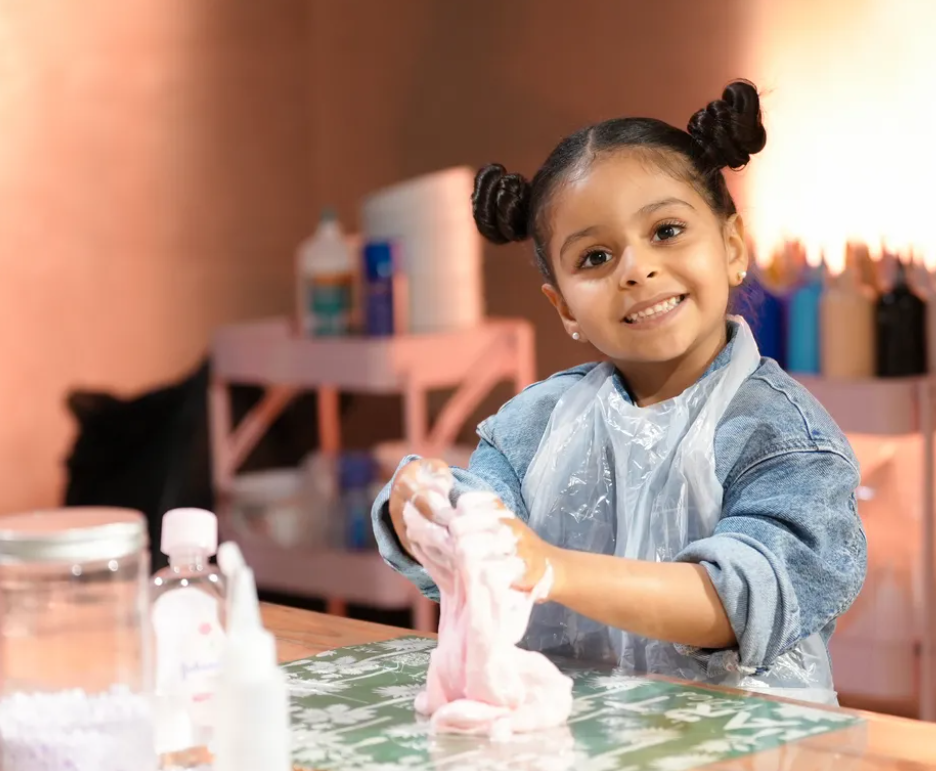 مهرجان «أثر» 2026 من «أوقاف أبوظبي» يجمع 17 مليون درهم لدعم حملة «وقف أم الإمارات للأيتام» 1 مهرجان «أثر» 2026 من «أوقاف أبوظبي» يجمع 17 مليون درهم لدعم حملة «وقف أم الإمارات للأيتام»