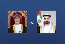 رئيس الدولة وسلطان عمان يتبادلان هاتفياً تهاني عيد الفطر المبارك