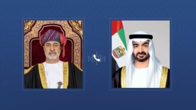 رئيس الدولة وسلطان عمان يتبادلان هاتفياً تهاني عيد الفطر المبارك