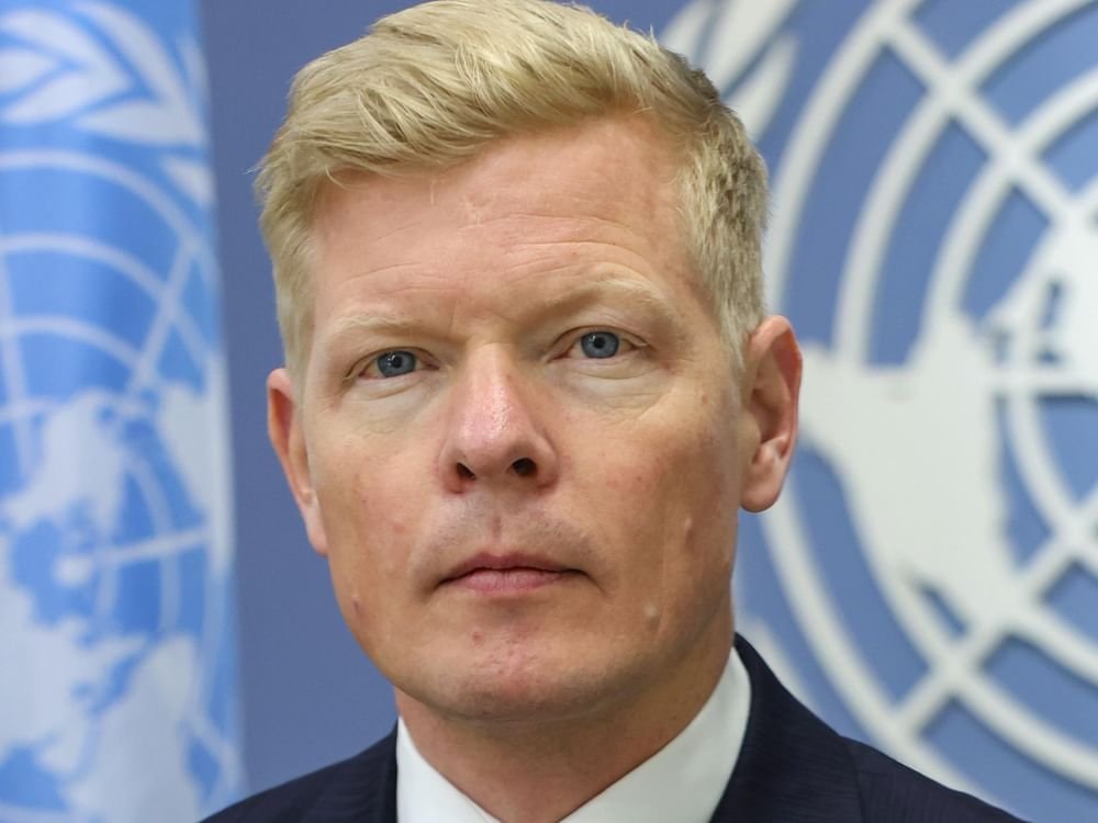 مبعوث أممي يحذر من تداعيات انخراط جماعة الحوثي في الحرب الإقليمية على اليمن 1 مبعوث أممي يحذر من تداعيات انخراط جماعة الحوثي في الحرب الإقليمية على اليمن